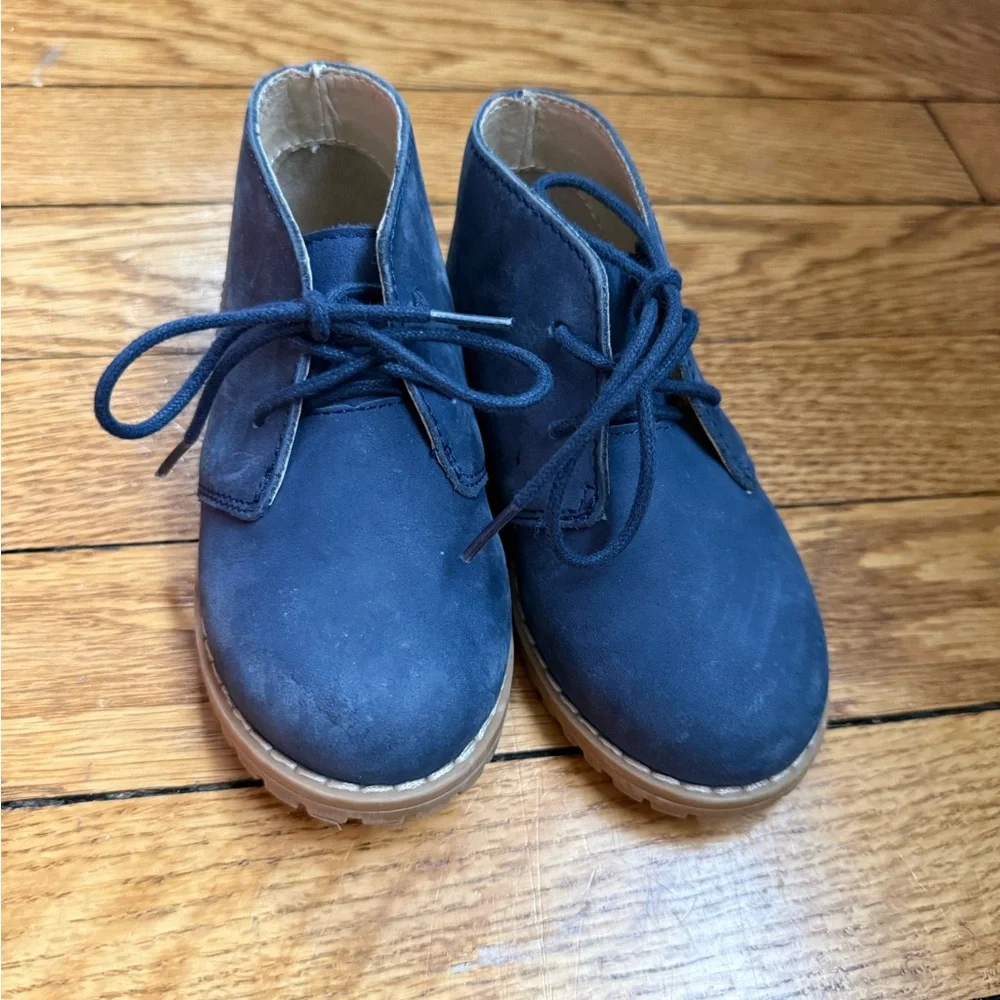 Janie and Jack Navy Blue Lace-Up Desert Boots - Size 5